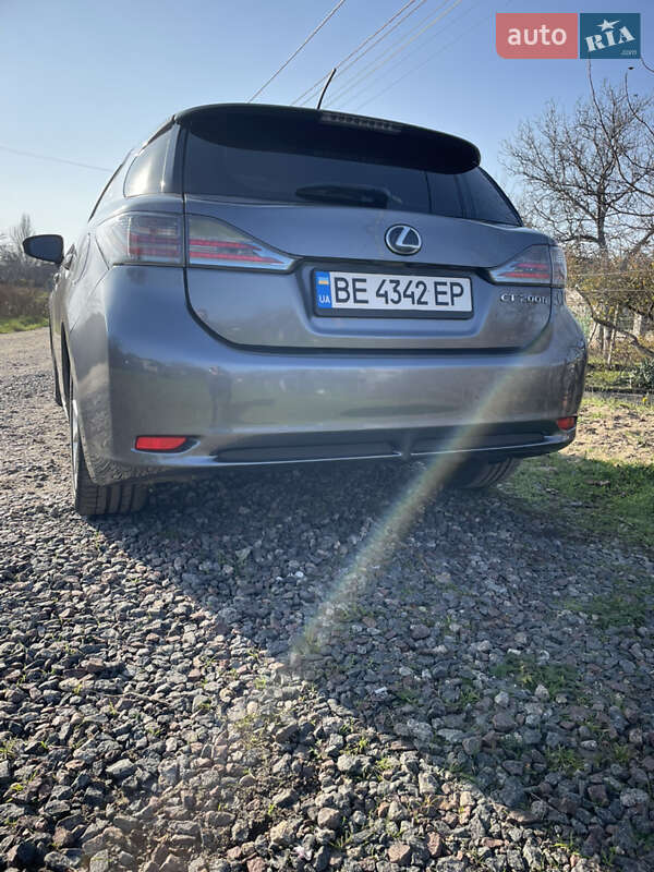 Хэтчбек Lexus CT 2013 в Николаеве