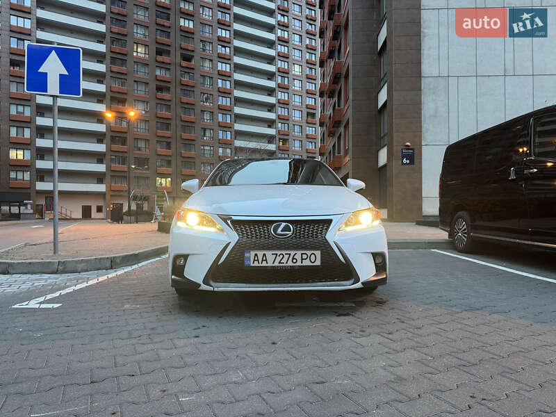 Хэтчбек Lexus CT 2014 в Киеве фото 6 Хэтчбек Lexus CT 2014 в Киеве