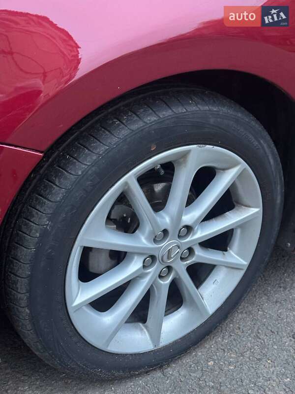 Хэтчбек Lexus CT 2012 в Мукачево