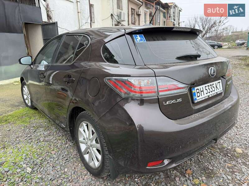 Хэтчбек Lexus CT 2011 в Одессе фото 5 Хэтчбек Lexus CT 2011 в Одессе