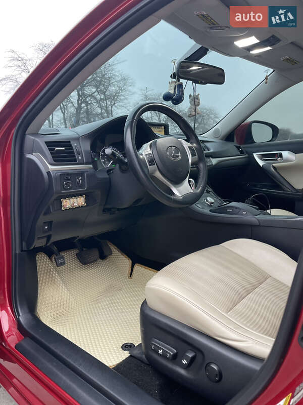 Хэтчбек Lexus CT 2011 в Одессе