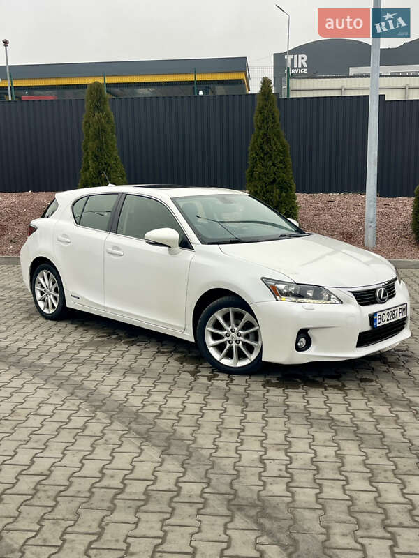 Lexus CT 2013