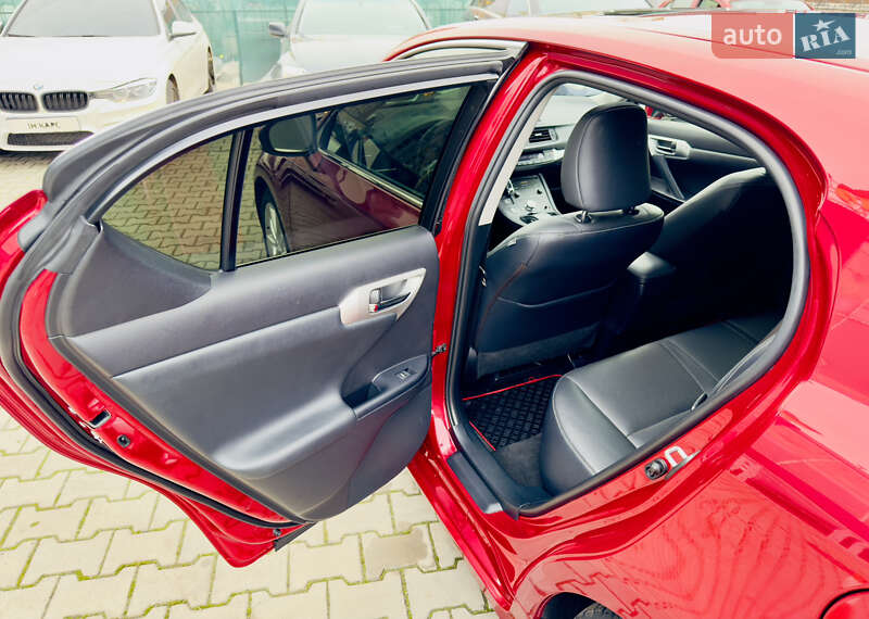 Хэтчбек Lexus CT 2012 в Одессе фото 41 Хэтчбек Lexus CT 2012 в Одессе