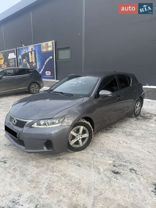 Хэтчбек Lexus CT 2012 в Киеве