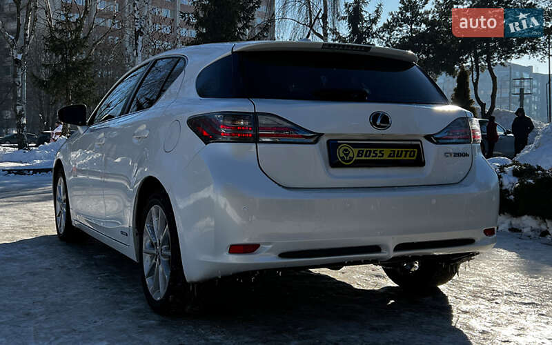Хетчбек Lexus CT 2012 в Львові фото 5 Хетчбек Lexus CT 2012 в Львові