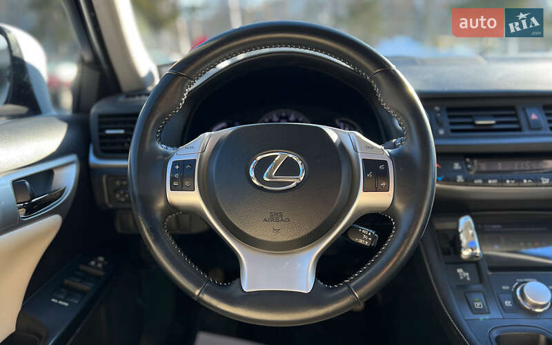 Хетчбек Lexus CT 2012 в Львові фото 10 Хетчбек Lexus CT 2012 в Львові
