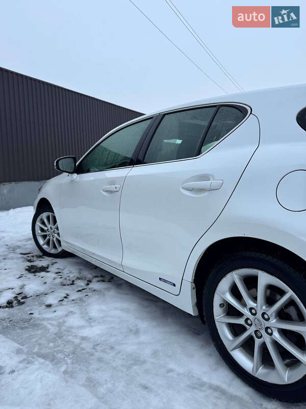 Хетчбек Lexus CT 2013 в Львові