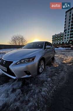 Хэтчбек Lexus CT 2015 в Киеве