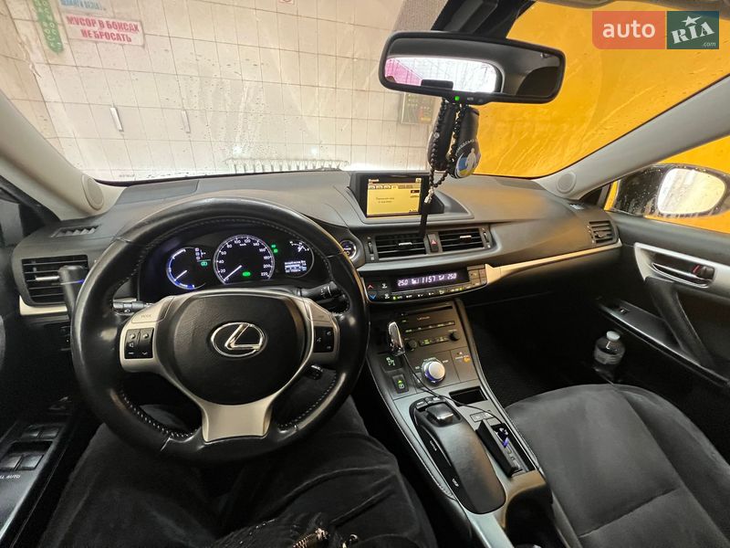 Хэтчбек Lexus CT 2011 в Одессе фото 2 Хэтчбек Lexus CT 2011 в Одессе