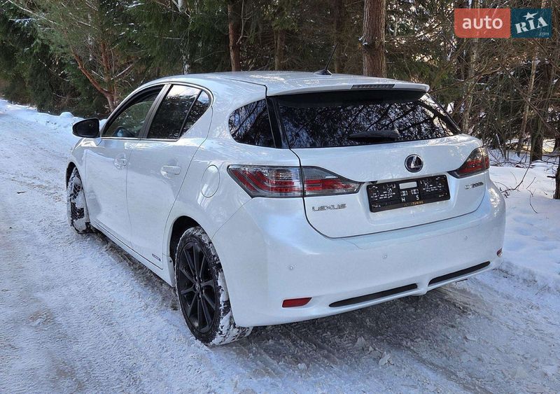 Хэтчбек Lexus CT 2012 в Ровно