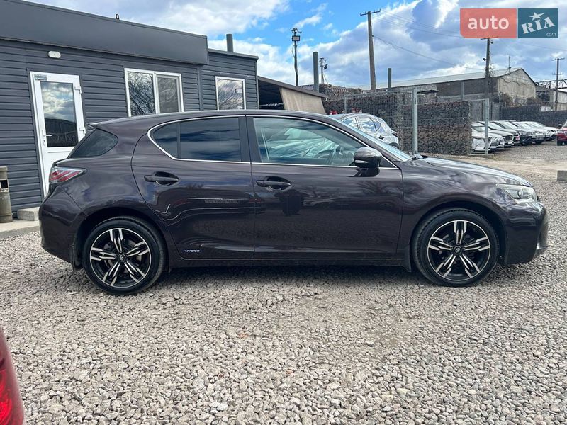 Хэтчбек Lexus CT 2011 в Одессе
