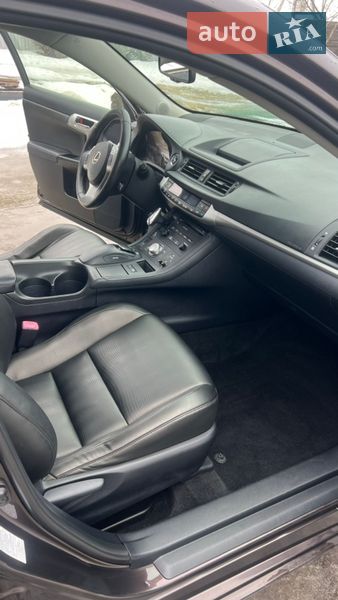 Хэтчбек Lexus CT 2011 в Луцке