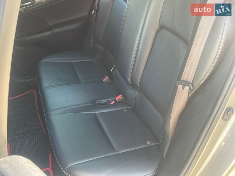 Хэтчбек Lexus CT 2017 в Киеве