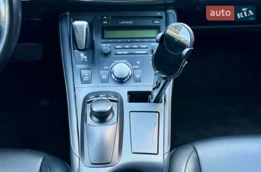 Хэтчбек Lexus CT 2017 в Киеве