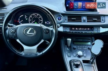 Хэтчбек Lexus CT 2017 в Киеве