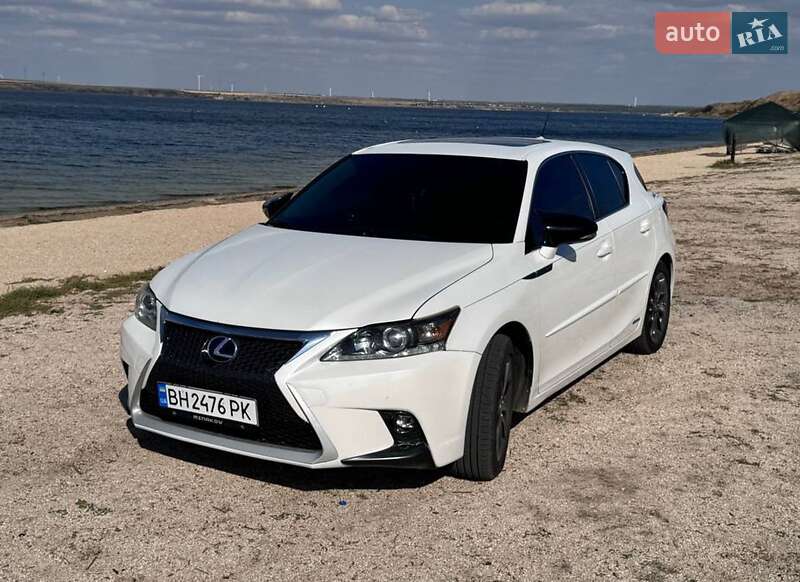 Хэтчбек Lexus CT 2011 в Одессе