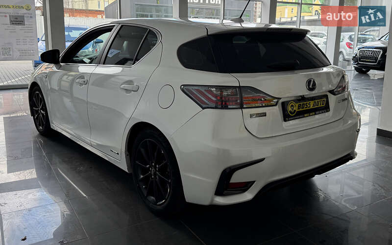 Хэтчбек Lexus CT 2012 в Шептицькому