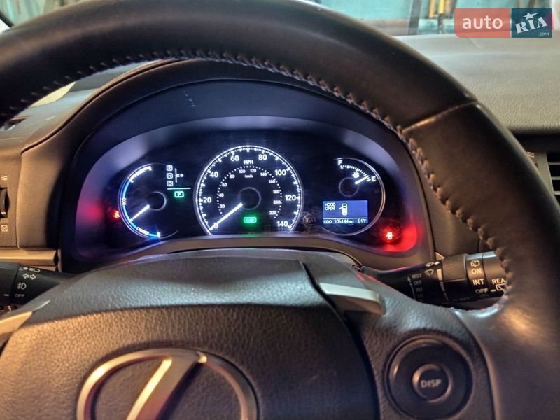 Хэтчбек Lexus CT 2013 в Чернигове