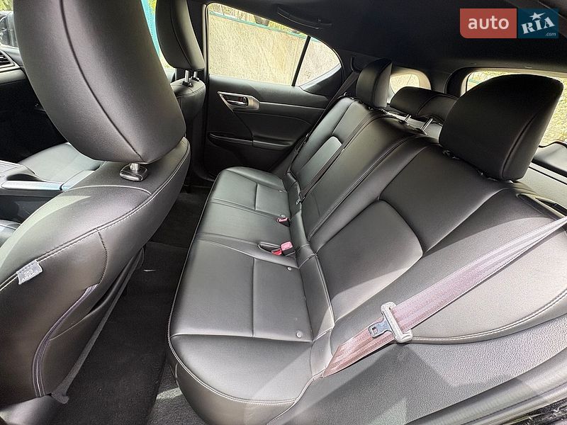 Хэтчбек Lexus CT 2015 в Киеве