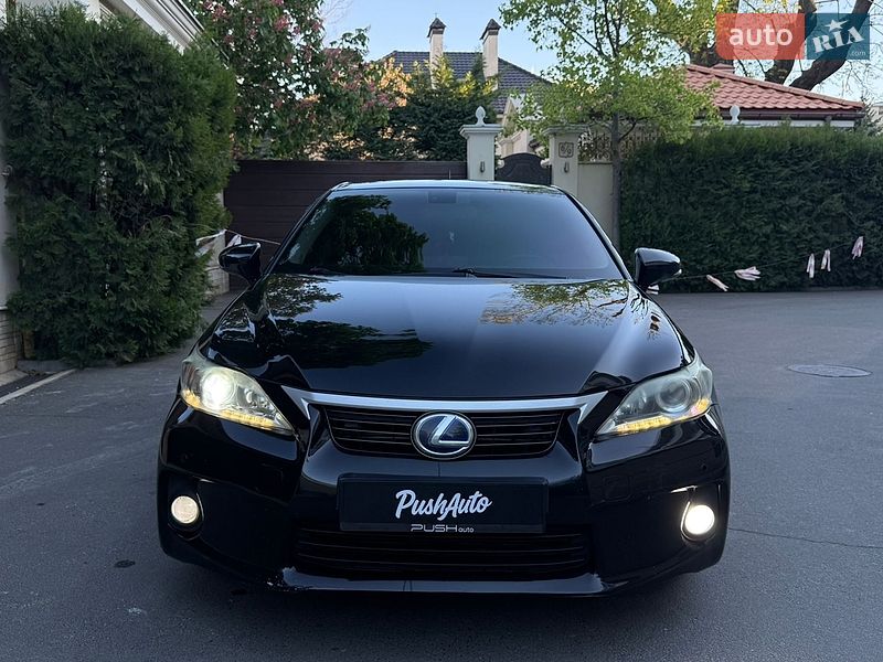 Хэтчбек Lexus CT 2011 в Одессе