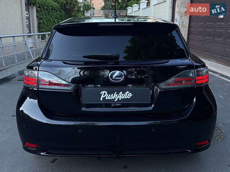 Хэтчбек Lexus CT 2011 в Одессе
