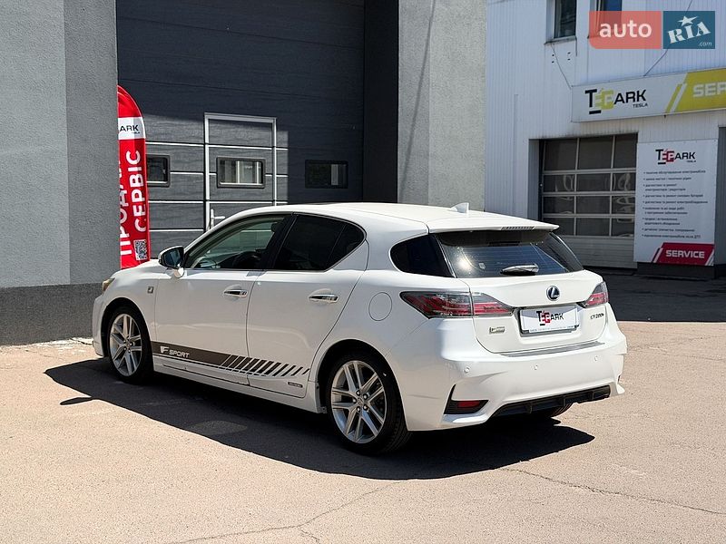 Хетчбек Lexus CT 2016 в Києві