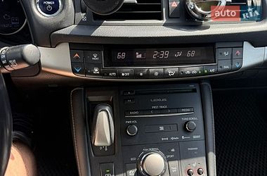Хэтчбек Lexus CT 2016 в Киеве