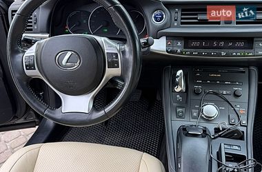Хэтчбек Lexus CT 2011 в Львове