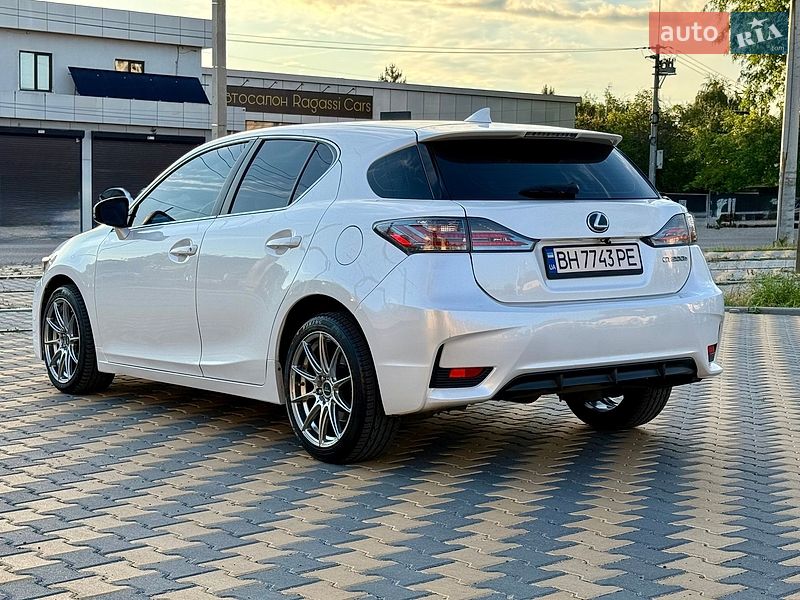 Хэтчбек Lexus CT 2015 в Одессе