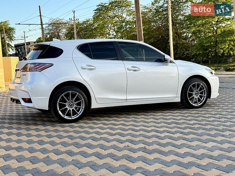 Хэтчбек Lexus CT 2015 в Одессе