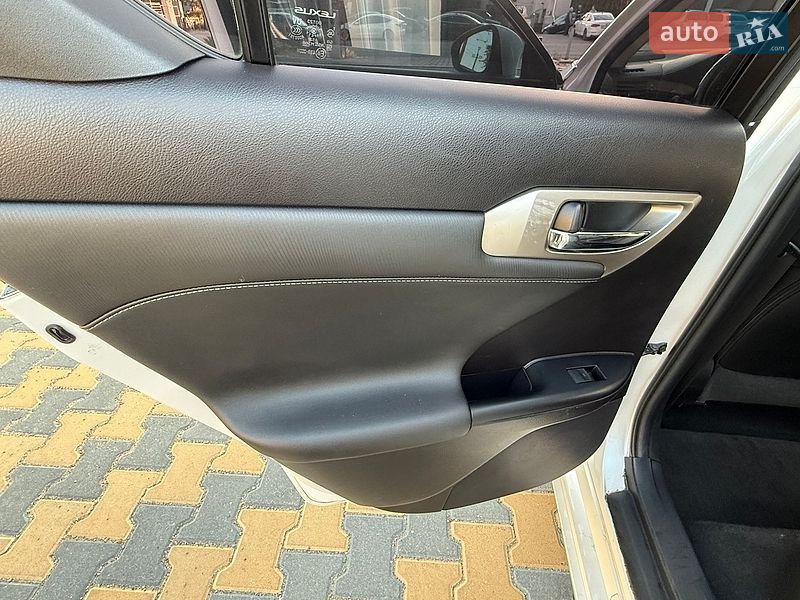 Хэтчбек Lexus CT 2015 в Одессе