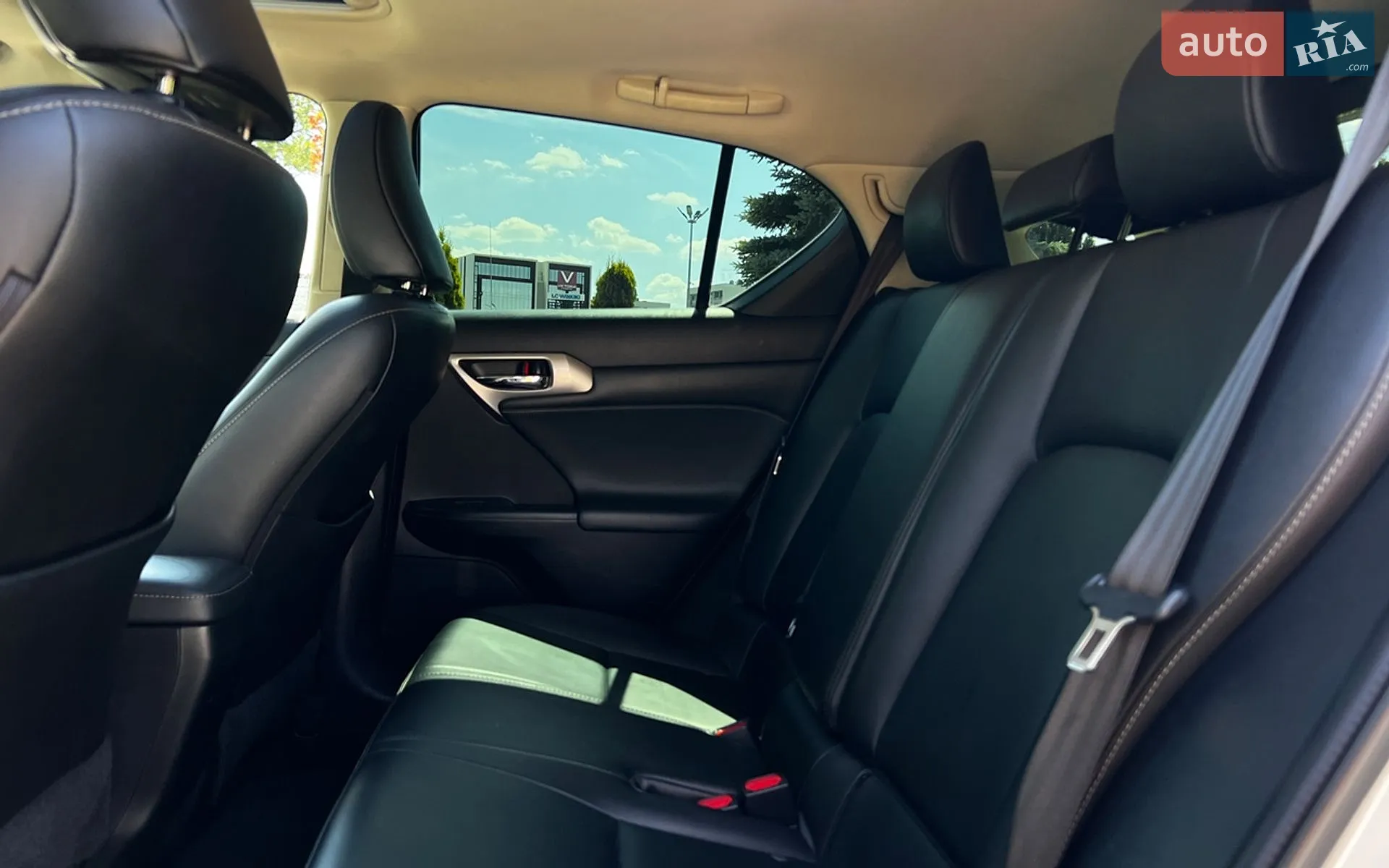 2016 Lexus CT - мініатюра 25