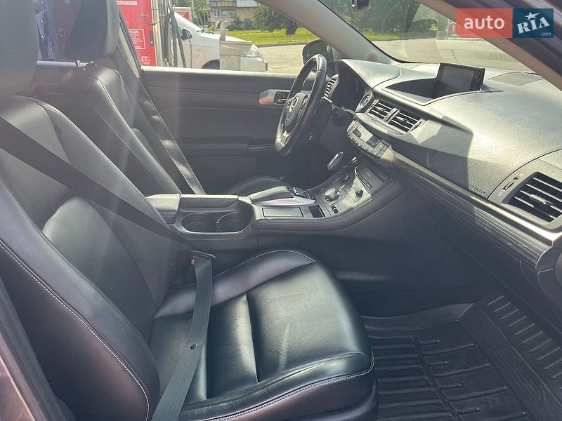 Хэтчбек Lexus CT 2014 в Киеве фото 2 Хэтчбек Lexus CT 2014 в Киеве