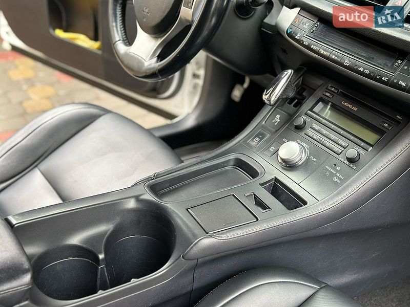 Хетчбек Lexus CT 2011 в Тернополі