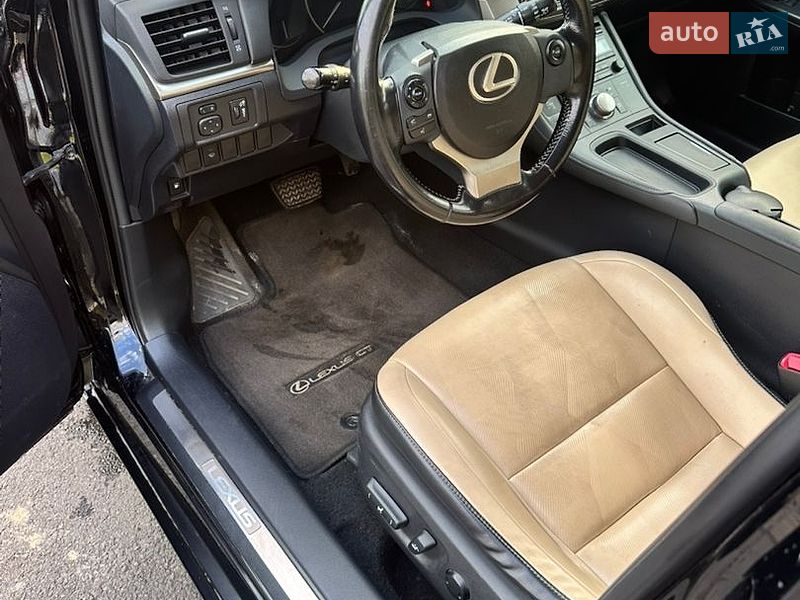 Хетчбек Lexus CT 2015 в Києві фото 24 Хетчбек Lexus CT 2015 в Києві