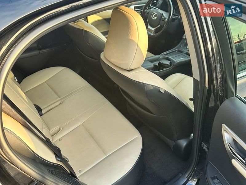 Хетчбек Lexus CT 2015 в Києві фото 32 Хетчбек Lexus CT 2015 в Києві