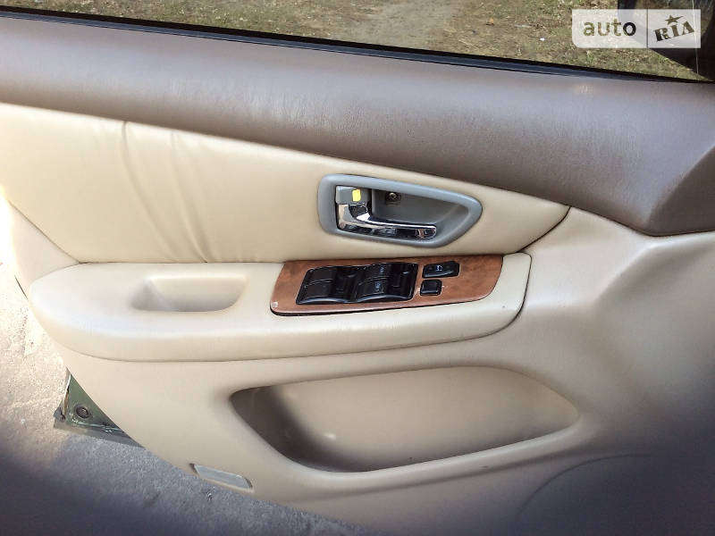 Седан Lexus ES 1998 в Киеве