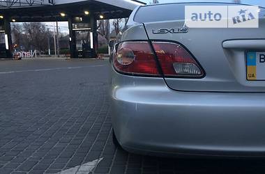 Седан Lexus ES 2002 в Одессе