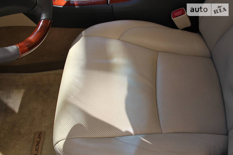 Седан Lexus ES 2010 в Одесі