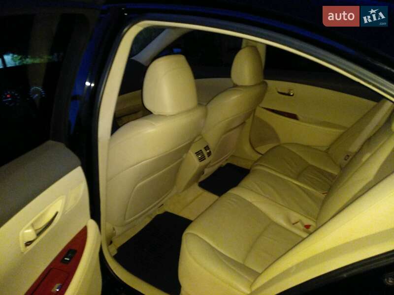 Седан Lexus ES 2007 в Львове
