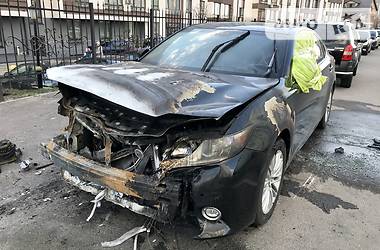 Седан Lexus ES 2015 в 