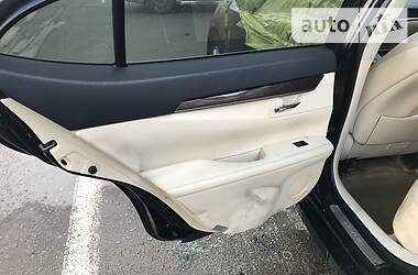 Седан Lexus ES 2015 в 