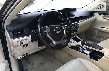 Седан Lexus ES 2015 в 