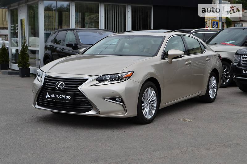 Седан Lexus ES 2016 в Харкові