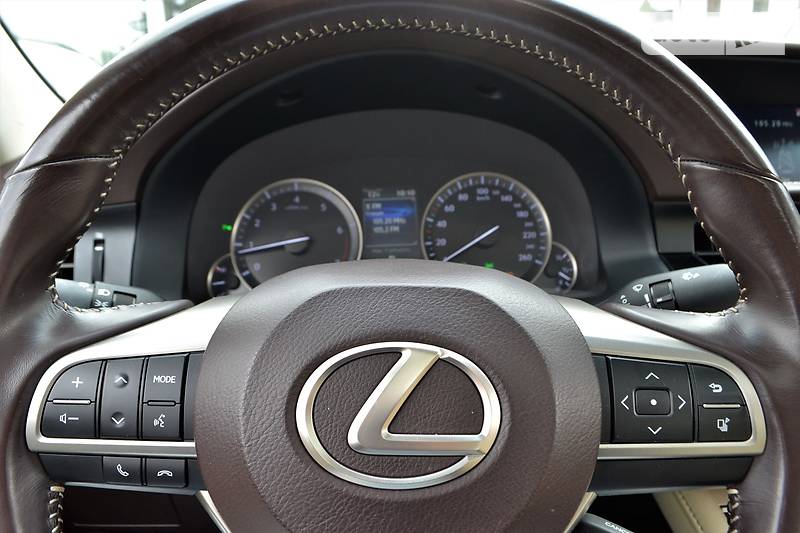 Седан Lexus ES 2016 в Харкові