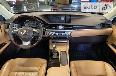 Седан Lexus ES 2017 в Одессе