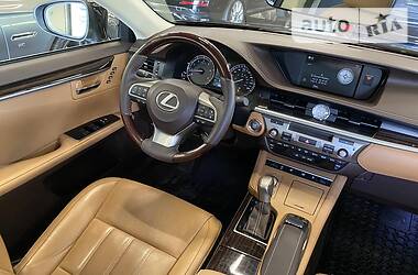 Седан Lexus ES 2017 в Одессе