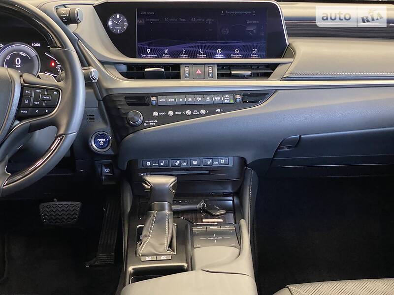 Седан Lexus ES 2018 в Одесі