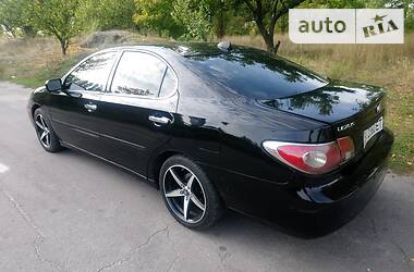 Седан Lexus ES 2002 в Кременчуге