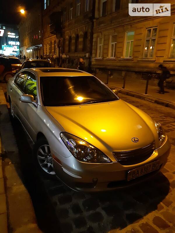 Седан Lexus ES 2001 в 